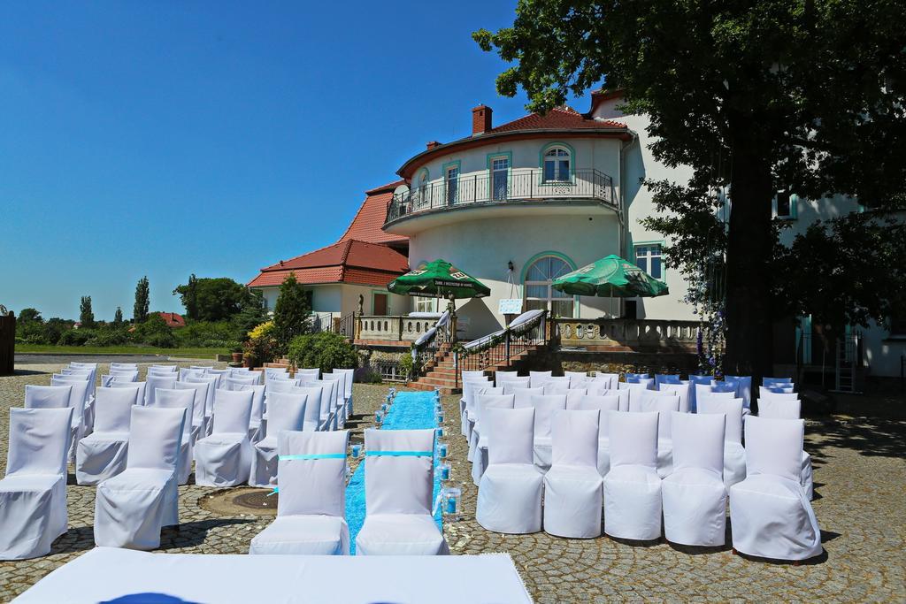 Hotel Garden Boleslawiec  Exterior photo